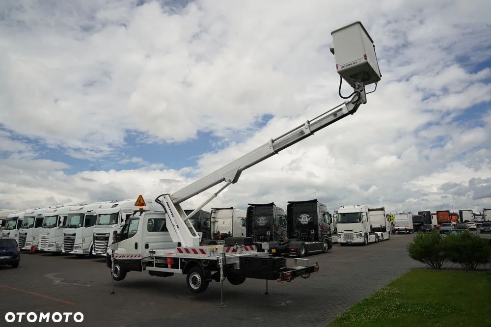 Iveco DAILY 35-120 / ZWYŻKA / PODNOŚNIK KOSZOWY MULTITEL MT 182 / 4 PODPORY / MANUAL / 2017 R - 5