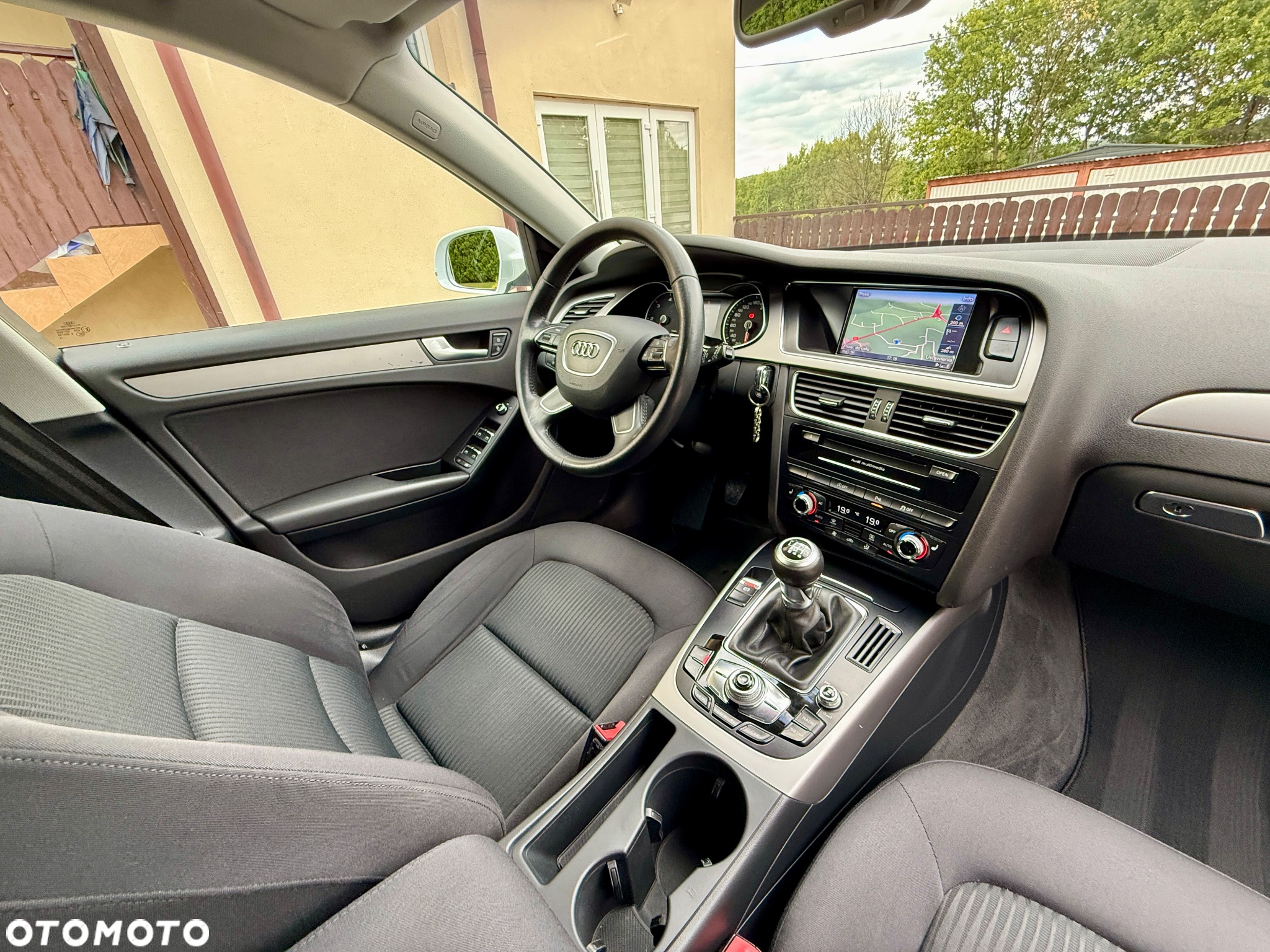 Audi A4 Avant 2.0 TDI - 25
