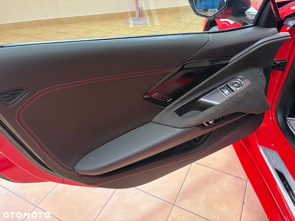 Chevrolet Corvette - 10