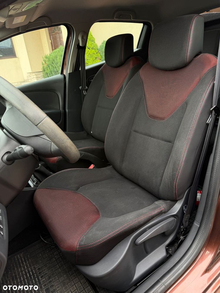 Renault Clio 1.2 16V Authentique - 2