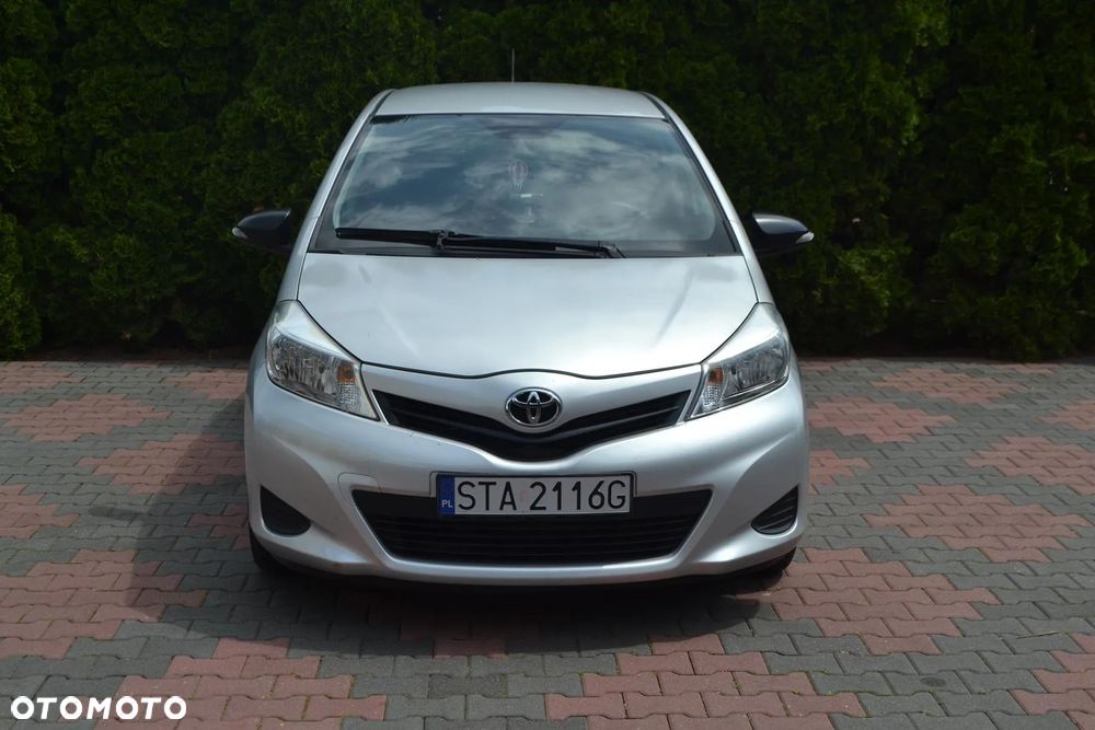 Toyota Yaris 1.33 Premium - 8