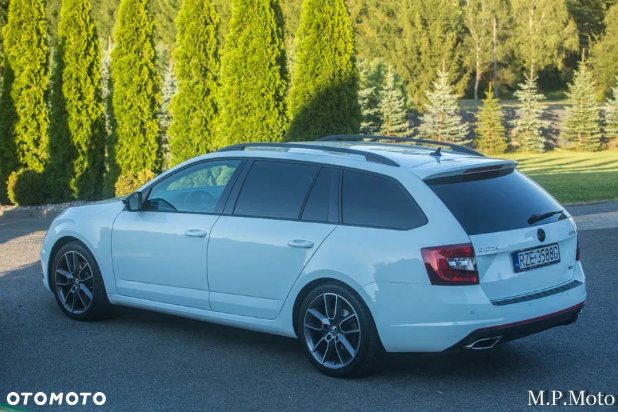 Skoda Octavia 2.0 TDI RS DSG - 5