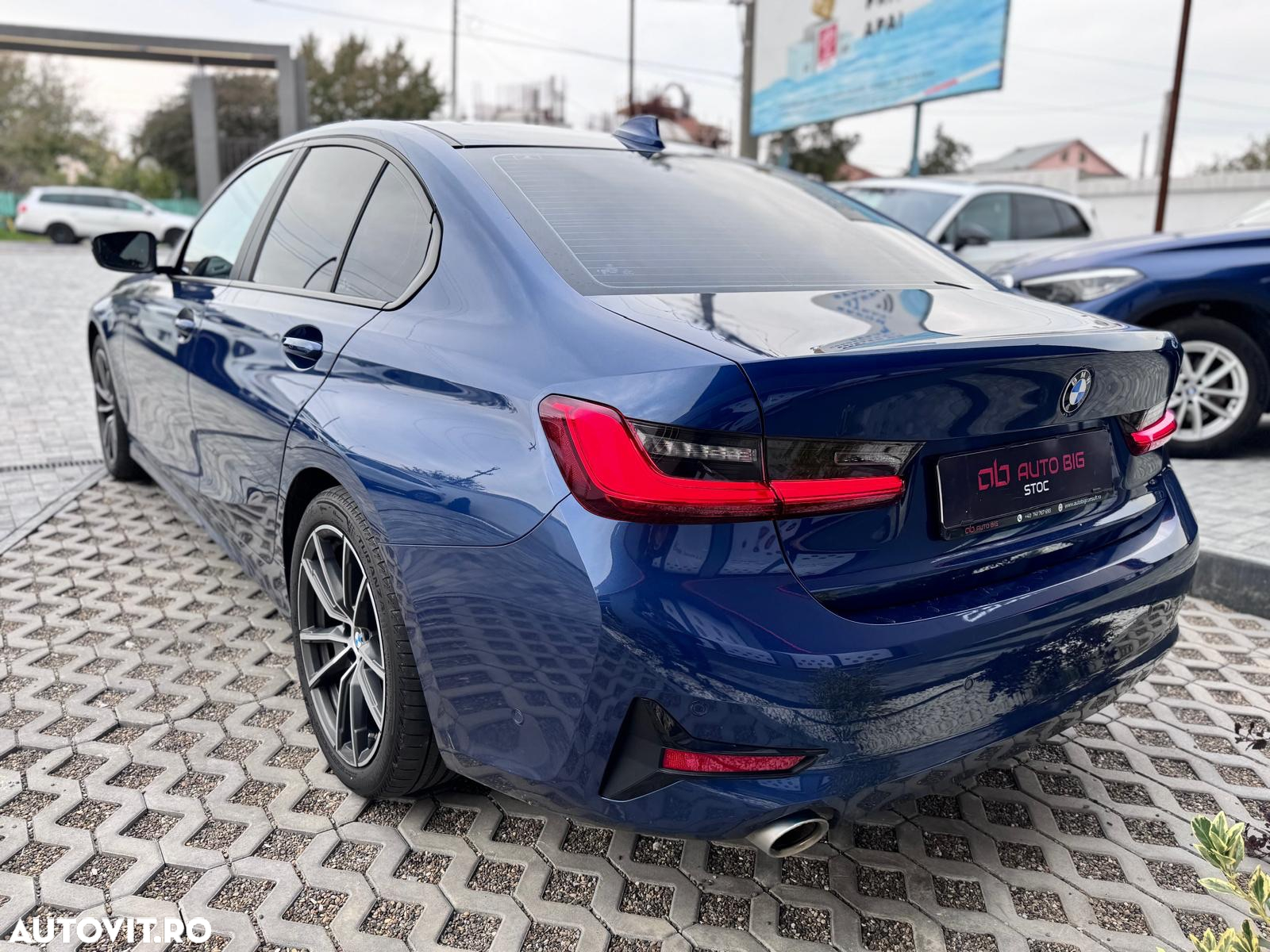 BMW Seria 3 318i AT - 8