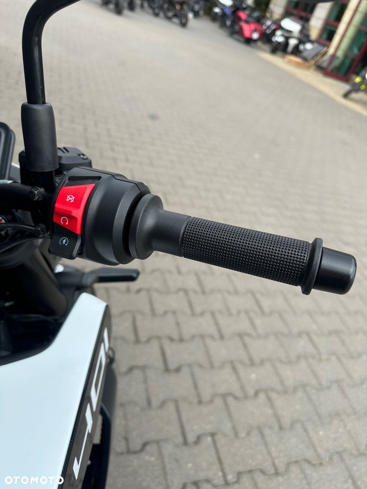 Husqvarna Vitpilen - 5