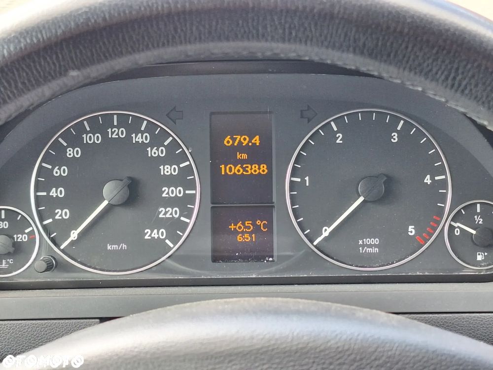 Mercedes-Benz Klasa A 180 CDI Elegance - 19