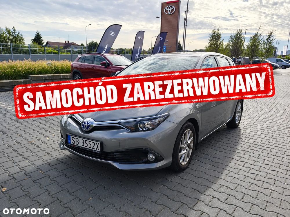 Toyota Auris 1.6 Premium - 1
