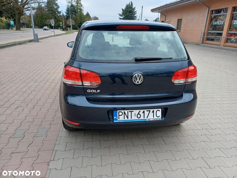Volkswagen Golf - 5