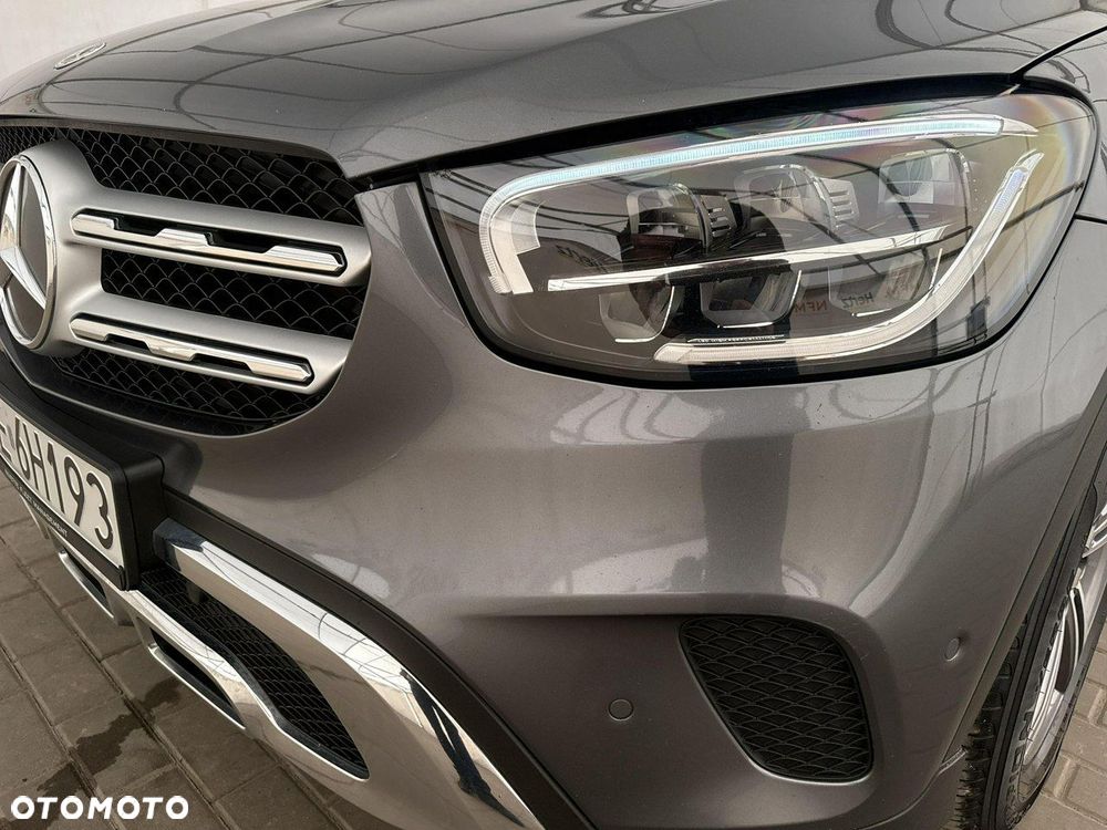Mercedes-Benz GLC - 29