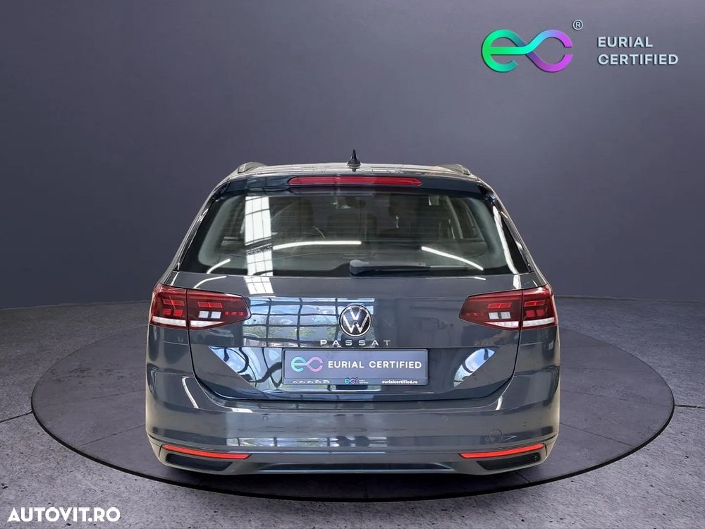 Volkswagen Passat 2.0 TDI DSG Comfortline - 6