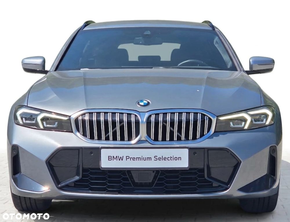 BMW Seria 3 330i xDrive M Sport - 3
