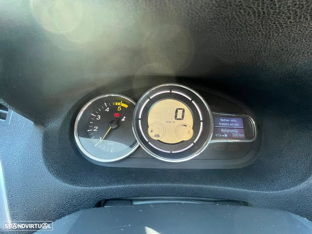 Renault Mégane Coupe 1.5 dCi Dynamique - 15