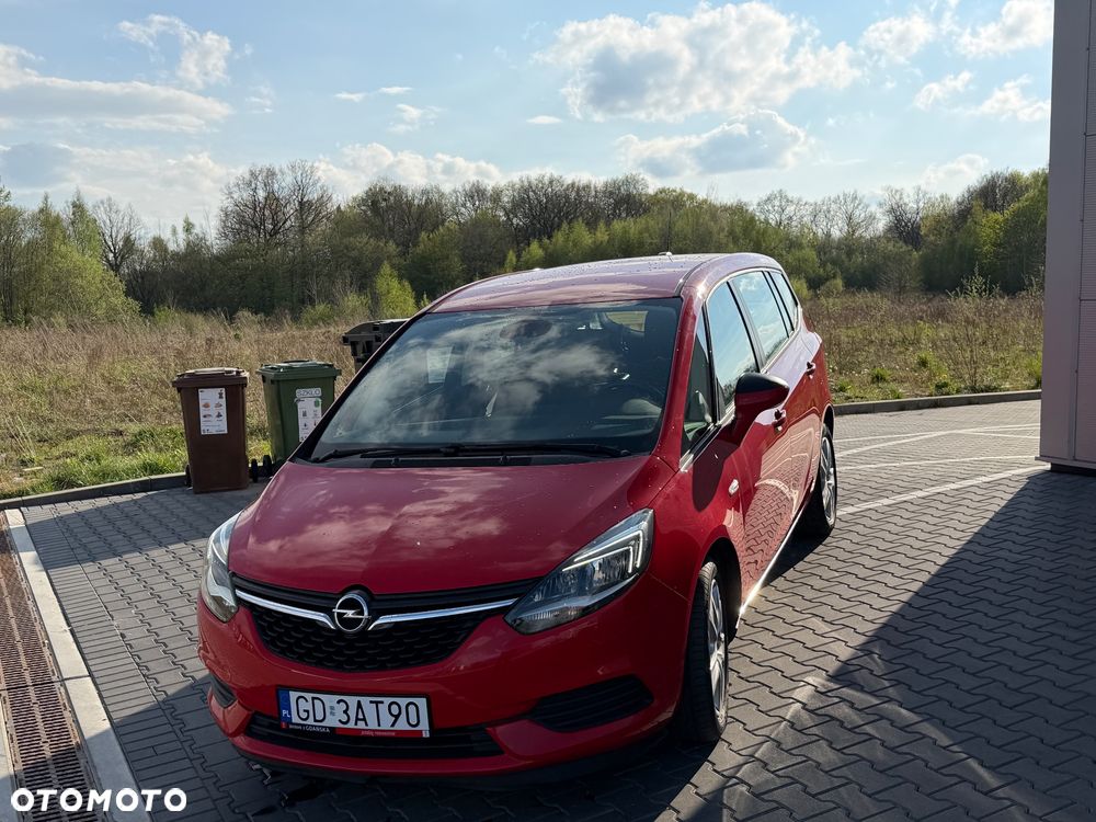 Opel Zafira - 2
