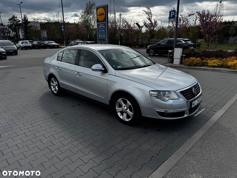 Volkswagen Passat 1.8 TSI Comfortline - 8