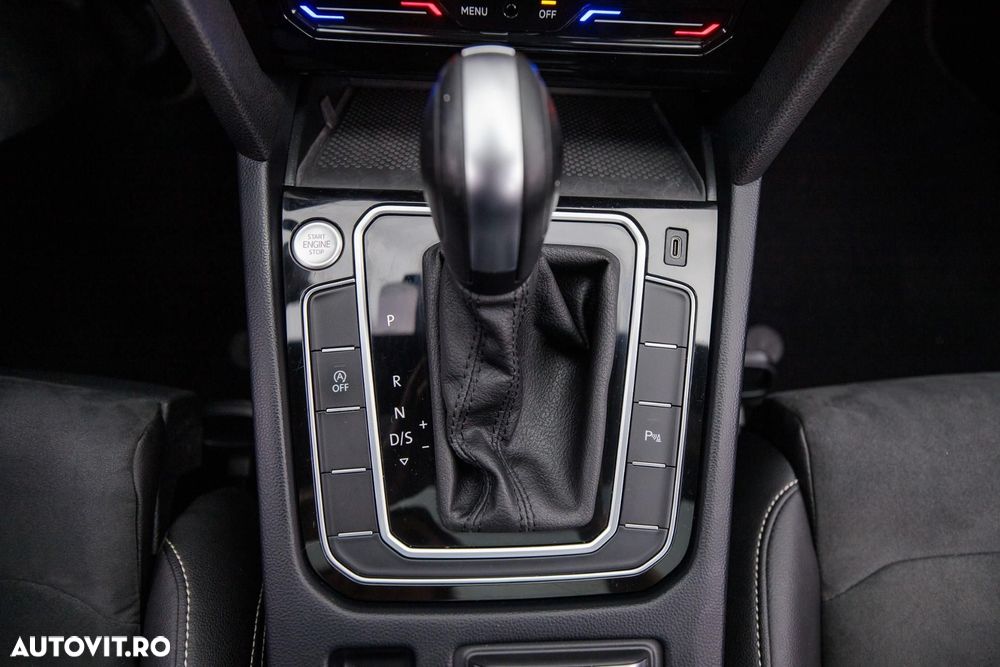 Volkswagen Passat 1.5 TSI OPF DSG Elegance - 27
