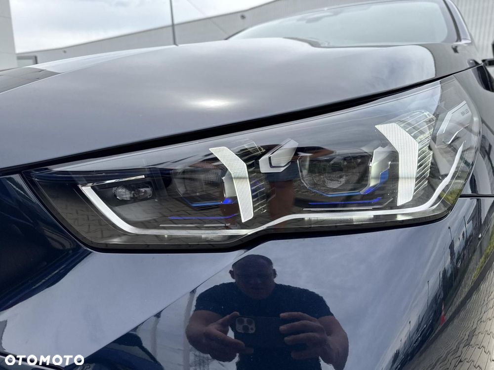 BMW i5 - 28