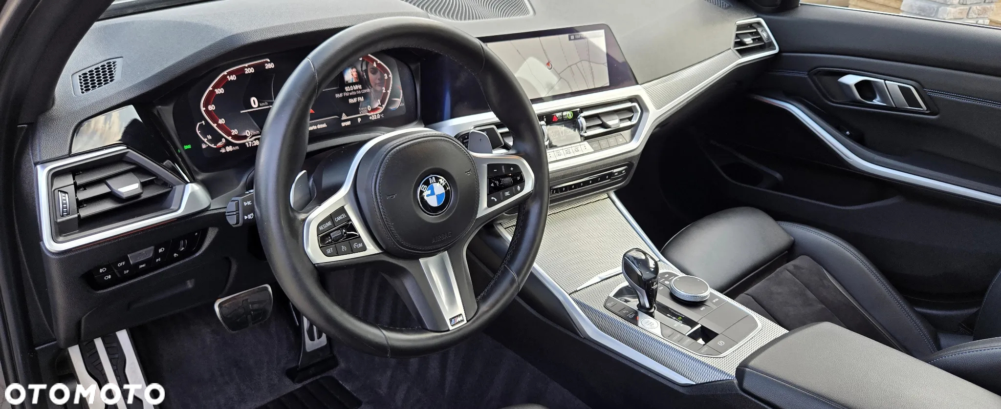 BMW Seria 3 330i M Sport - 23