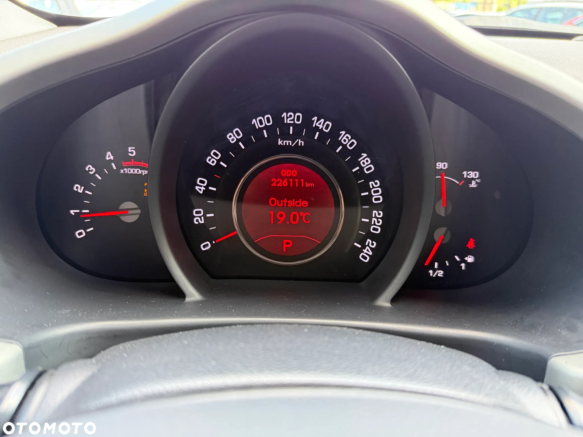 Kia Sportage 2.0 CRDI XL - 12