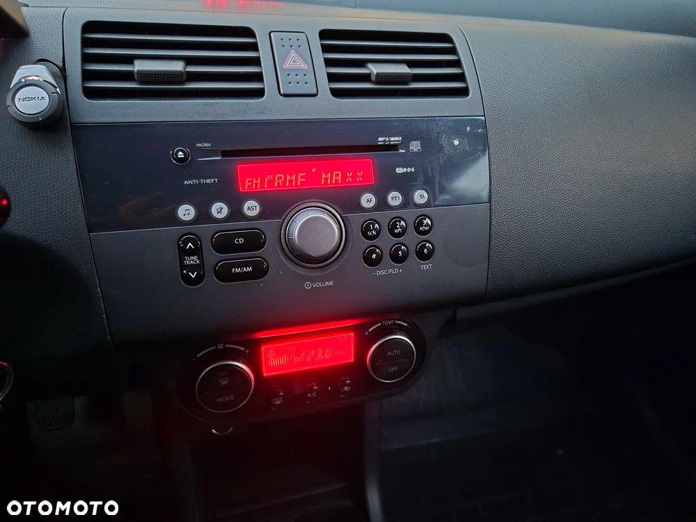 Suzuki Swift - 14