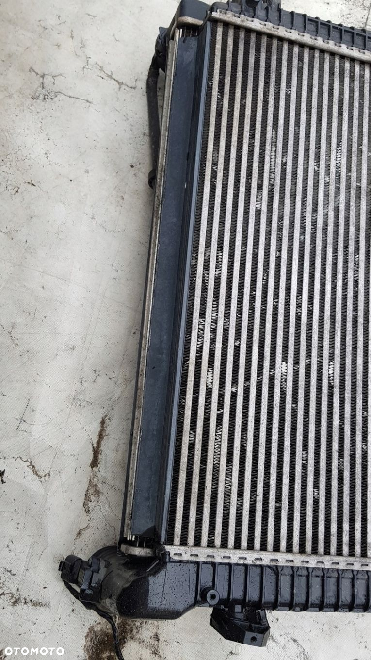 chłodnica intercooler VW Passat B6 2.0 tdi - 2