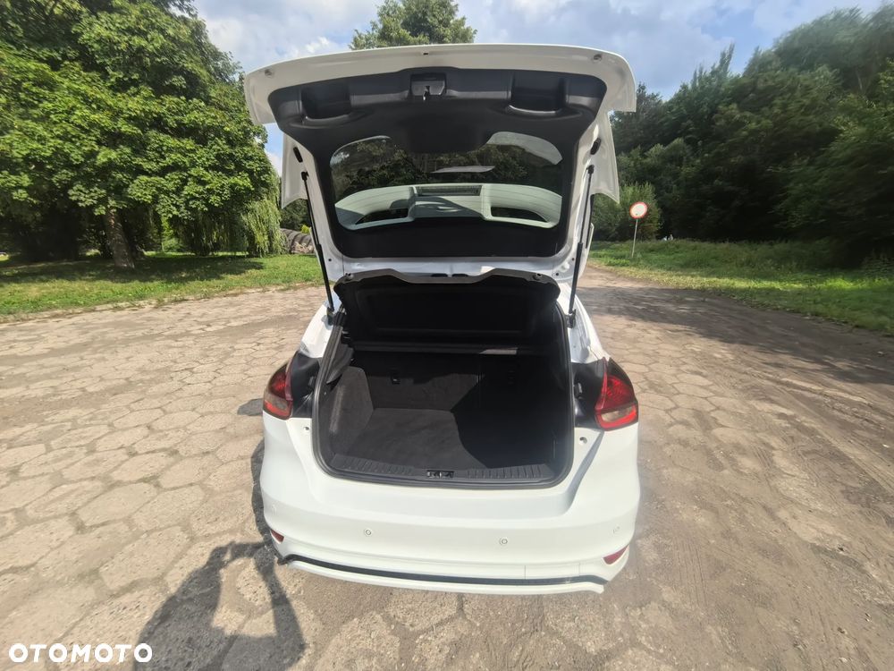 Ford Focus 1.0 EcoBoost ST-Line ASS - 37
