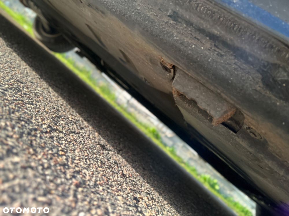 BMW Seria 3 316i Edition Sport - 30