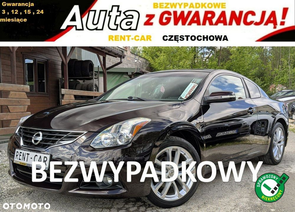 Nissan Altima - 1