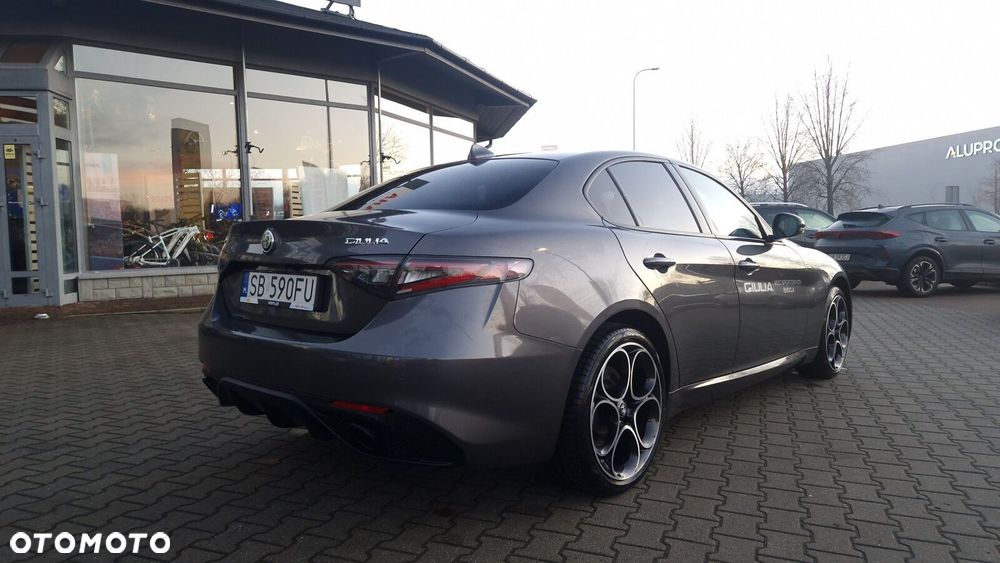Alfa Romeo Giulia 2.0 Turbo Veloce Q4 - 5