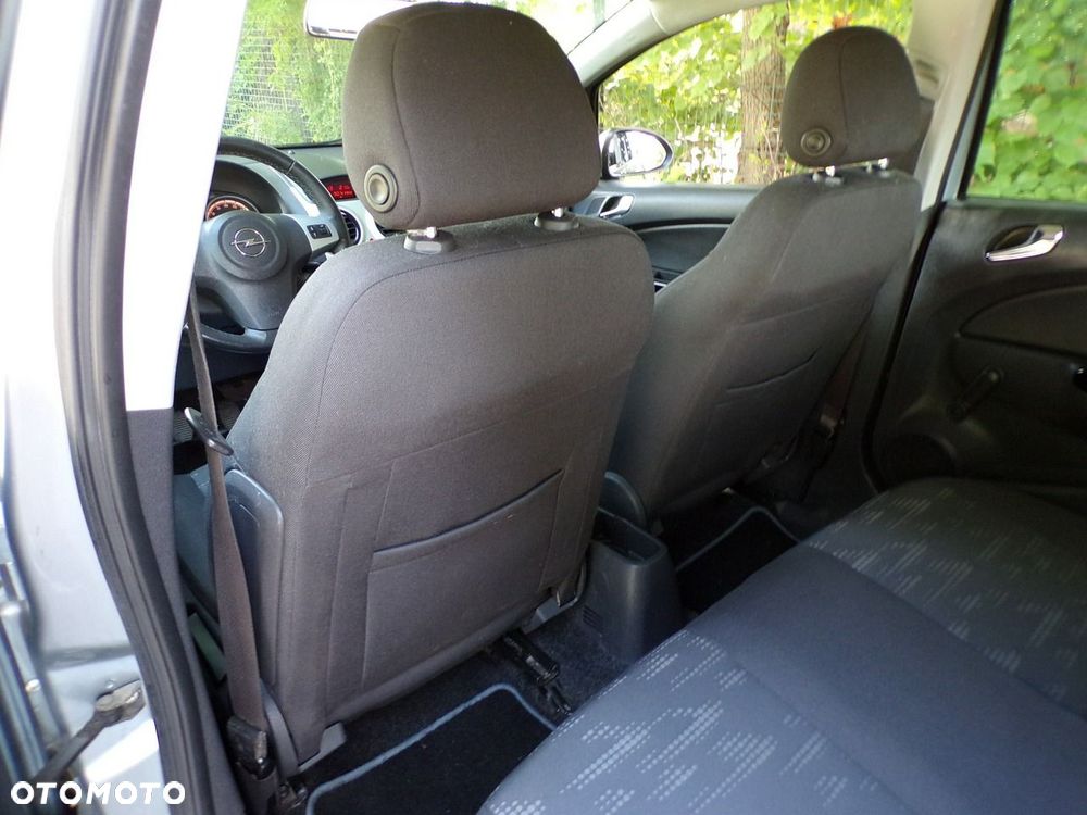 Opel Corsa - 30