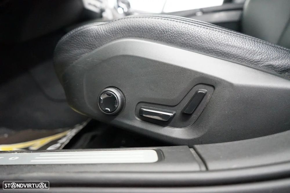 Volvo S90 2.0 D5 Momentum AWD Geartronic - 17