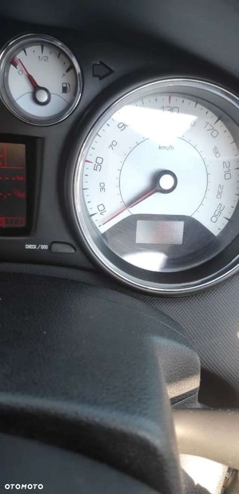 Peugeot 308 CC - 15