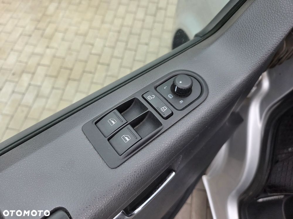Volkswagen Caravelle L2 Trendline - 12