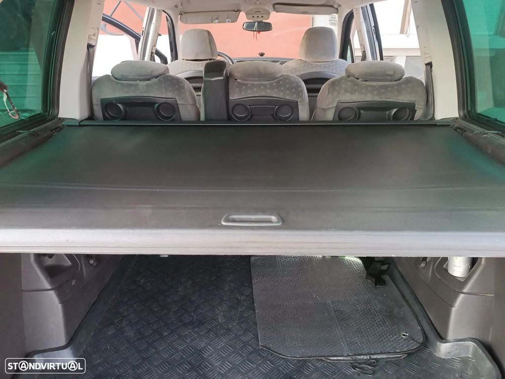 Peugeot 807 2.0 HDi - 10