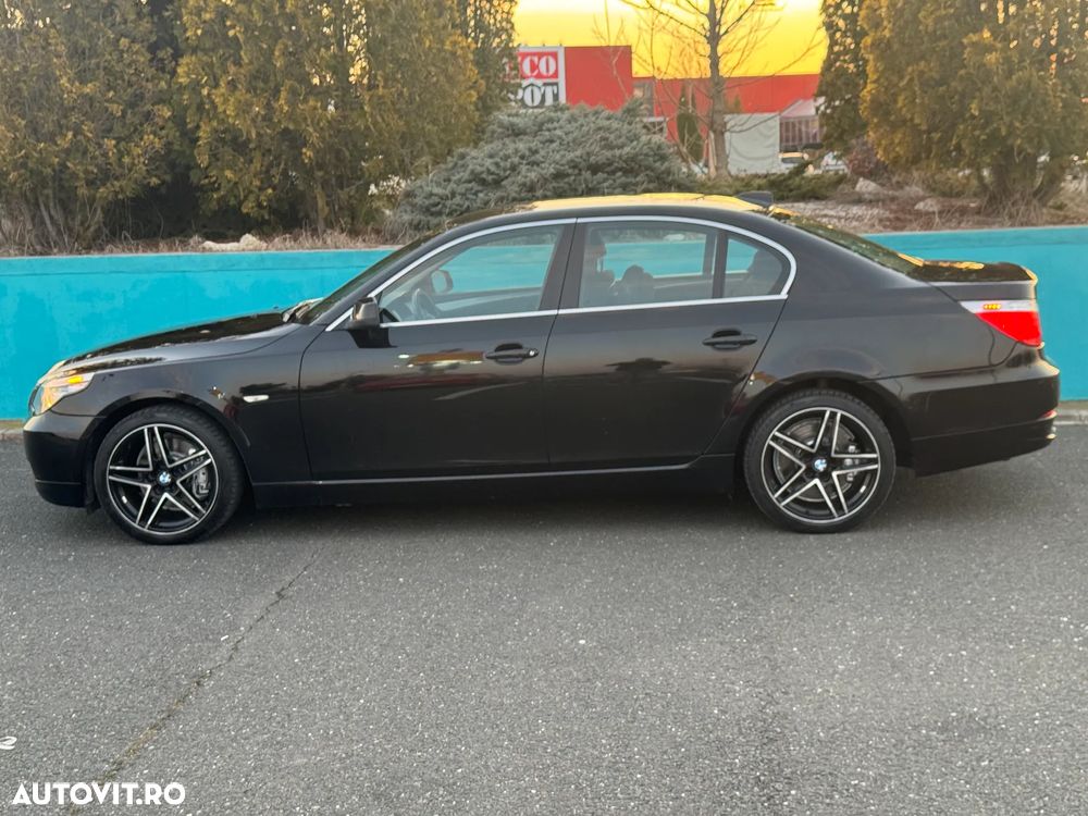 BMW Seria 5 520d Aut. Edition Lifestyle - 24