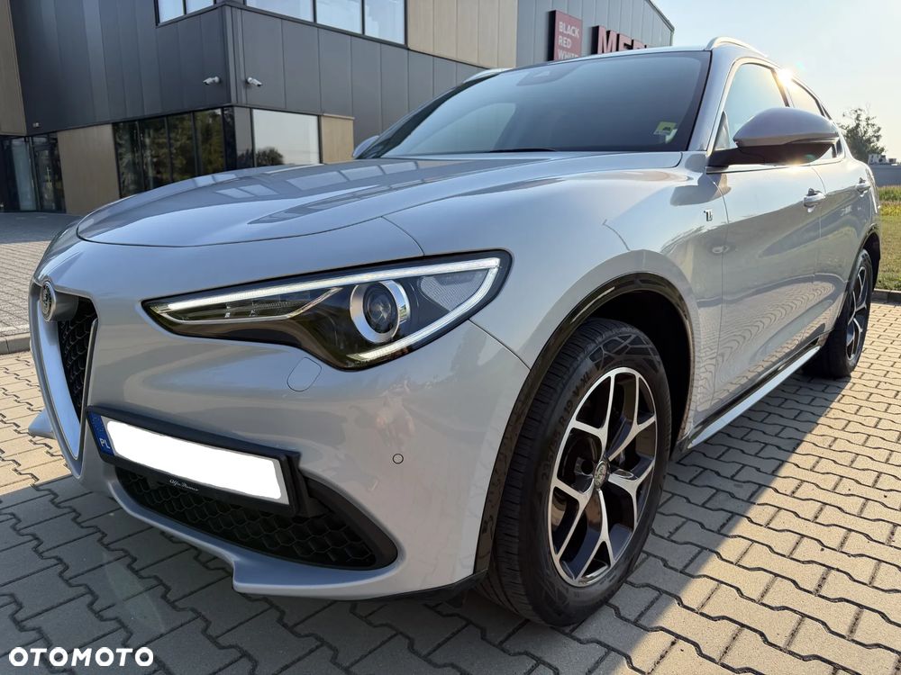Alfa Romeo Stelvio 2.0 Turbo TI Q4 - 10