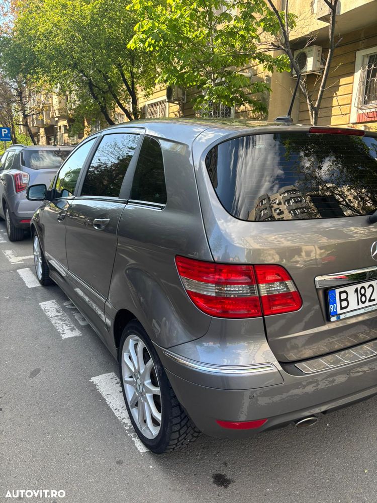 Mercedes-Benz B 180 - 3