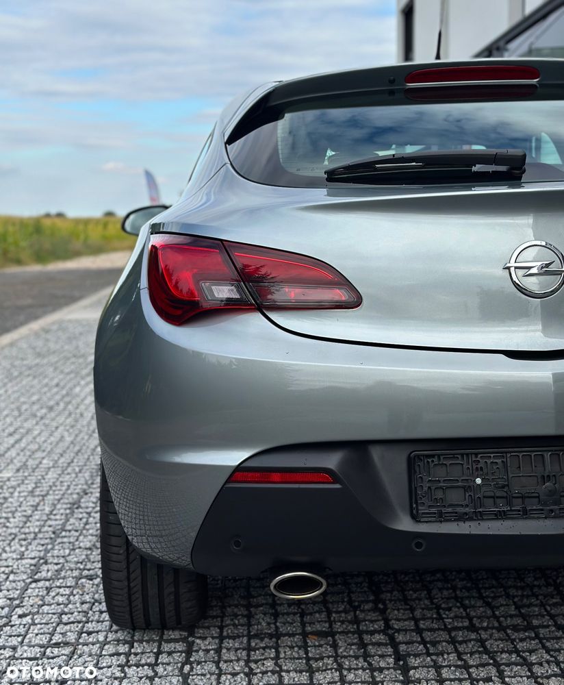 Opel Astra 1.4 Turbo - 9