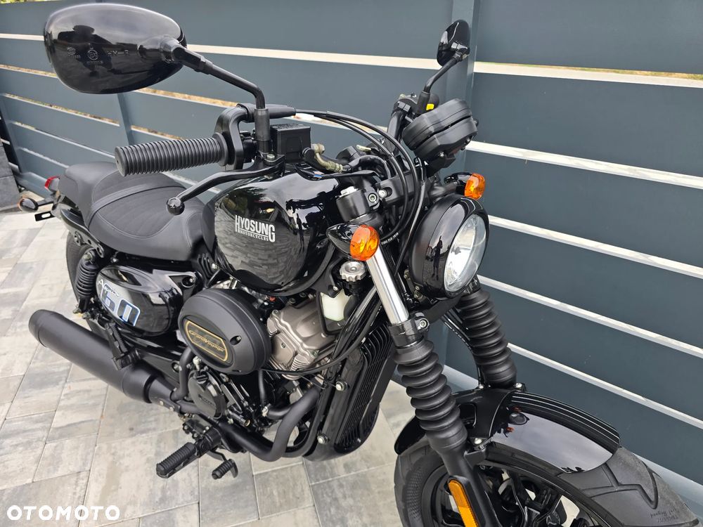 Hyosung GV - 22