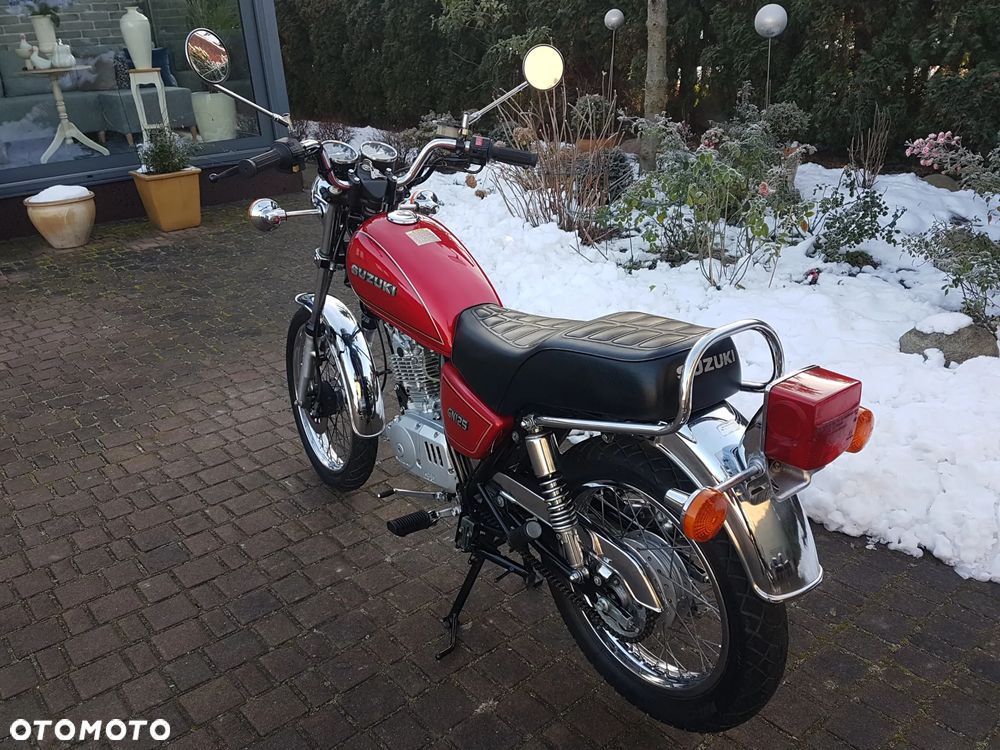 Suzuki GN - 11