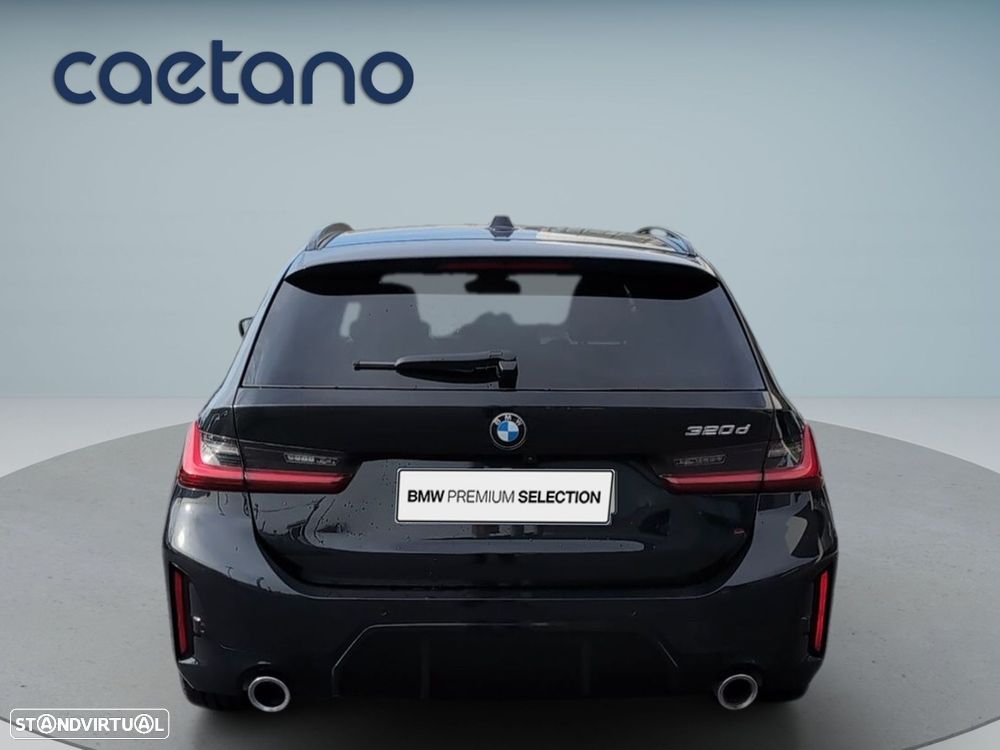 BMW 320 d Pack Desportivo M Auto - 26
