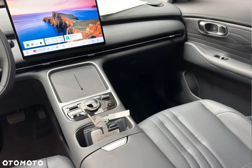 Geely Starray EM-i 1.5 PHEV Pro - 16