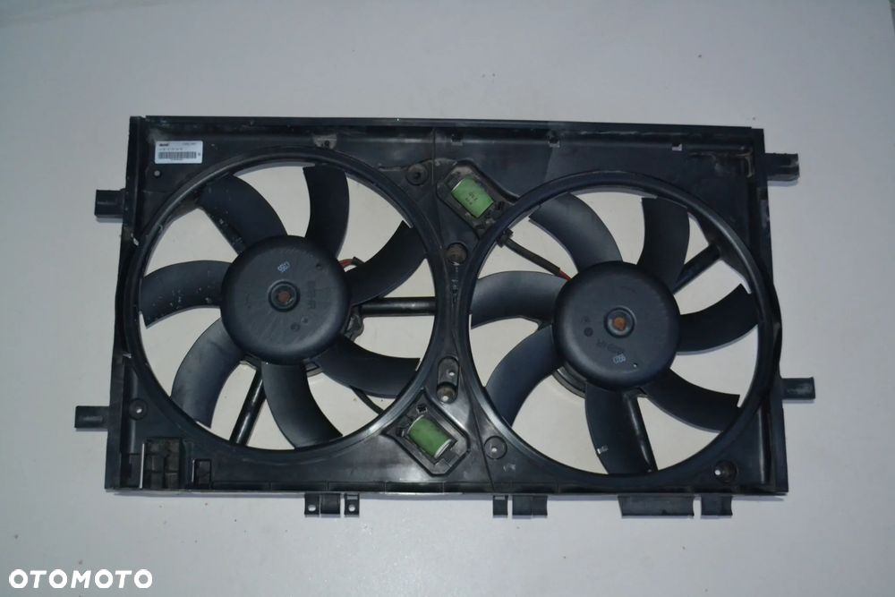 OPEL INSIGNIA A 2,0 CDTI WENTYLATORY CHŁODNICY BEHR OBUDOWA KPL 22818550 - 1