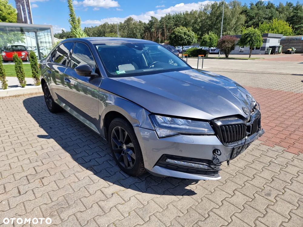 Skoda Superb 2.0 TDI SCR 4x4 Style DSG - 3