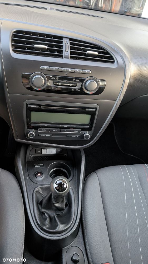 Seat Leon 1.6 TDI DPF Reference Copa - 16