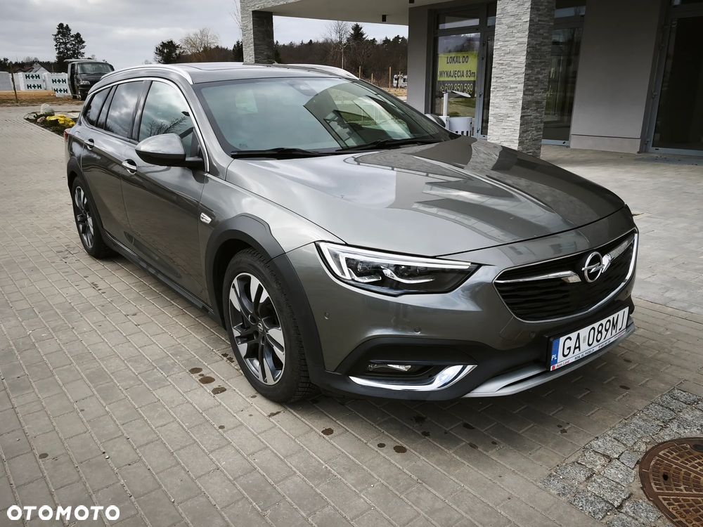 Opel Insignia 2.0 BiTurbo D 4x4 Automatik Ultimate Exclusive - 2
