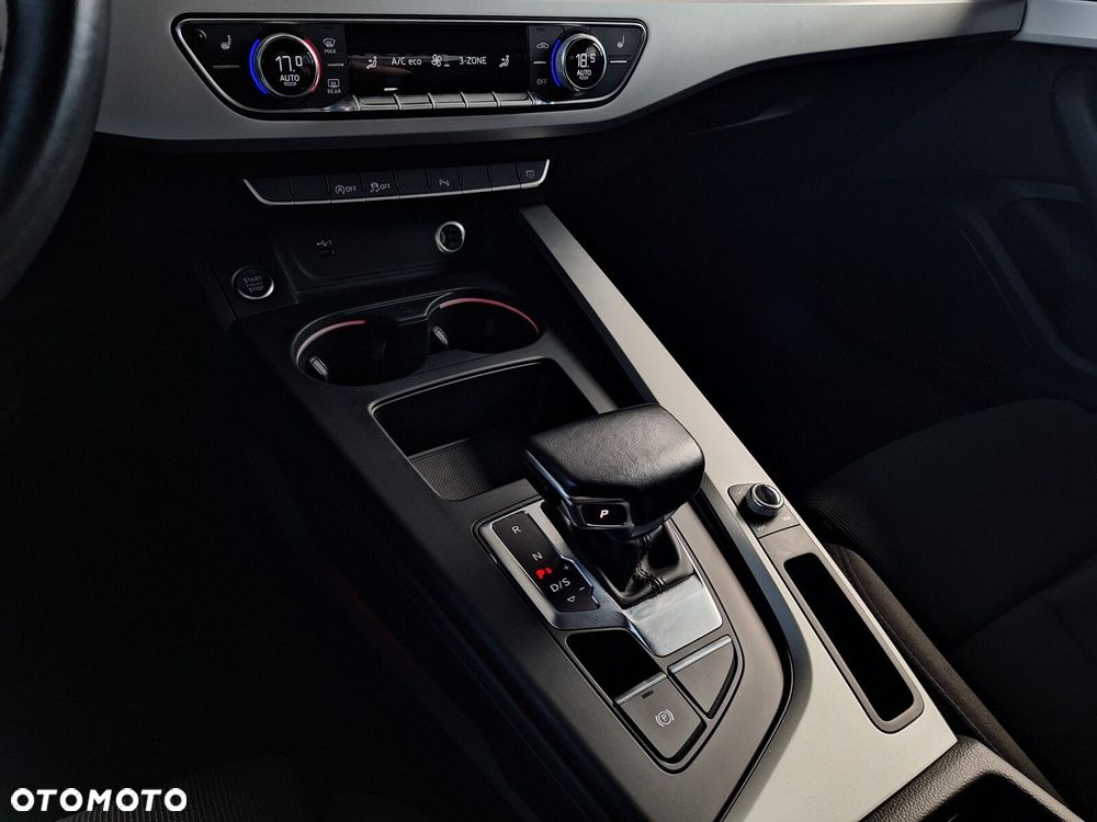 Audi A4 Limousine - 22