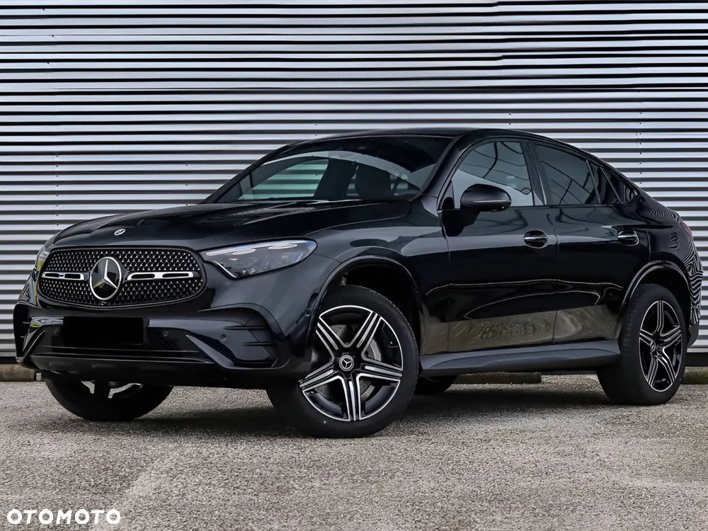 Mercedes-Benz GLC 300 4Matic 9G-TRONIC AMG Line Plus - 2