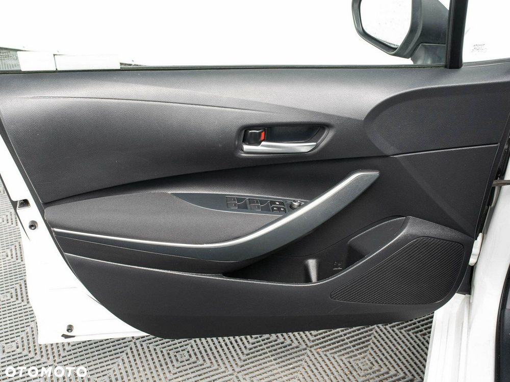 Toyota Corolla 1.5 Comfort - 11