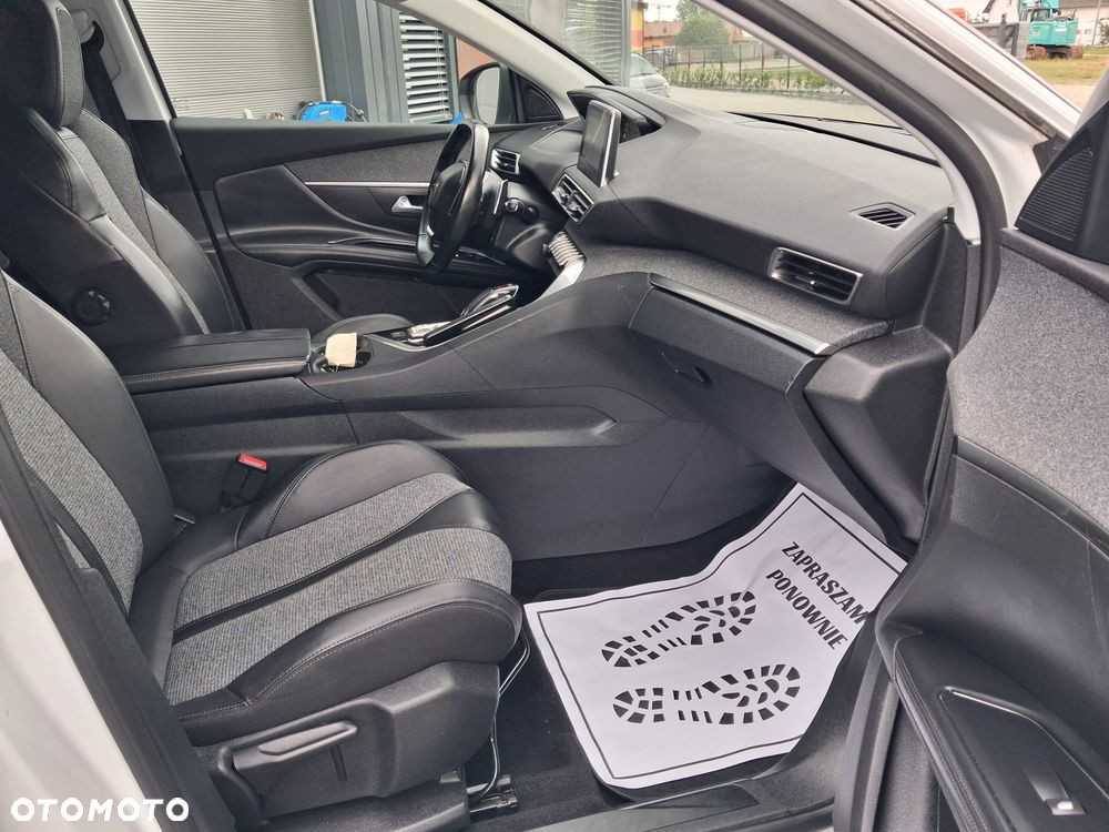 Peugeot 5008 PureTech 130 EAT8 Stop & Start Allure Business-Paket - 15