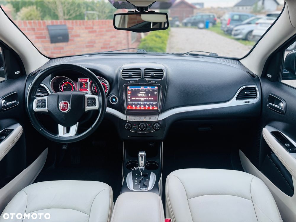 Fiat Freemont 2.0 Multijet Black Code AWD - 10