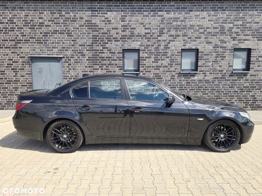 BMW Seria 5 525i - 9